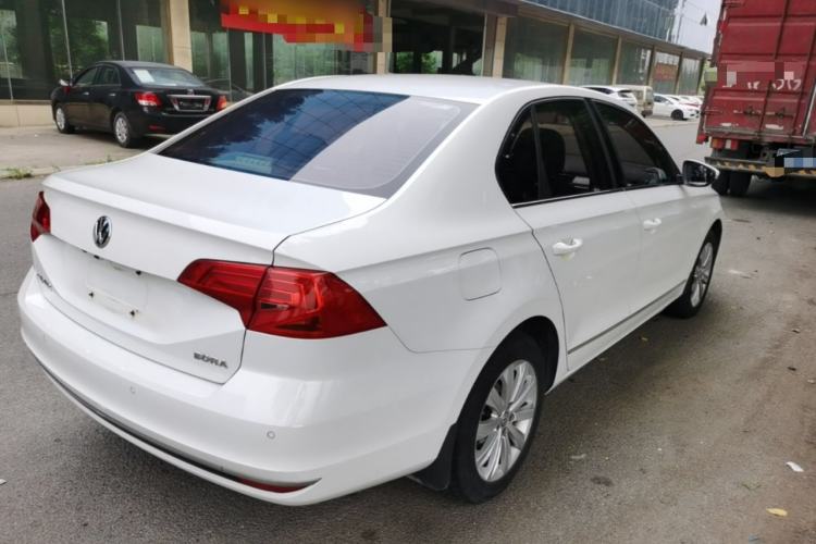 Used Volkswagen Bora 2016 1.6L Manual Comfort Model Rear Right 45 Deg