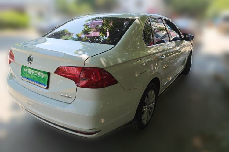 Used Volkswagen Bora 2016 1.6L Automatic Comfort Model Rear Right 45 Deg