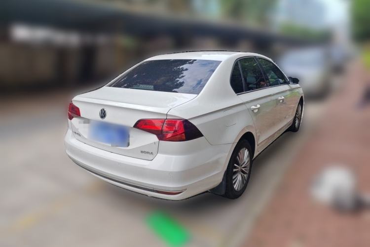 Used Volkswagen Bora 2016 1.6L Automatic Luxury Model Rear Right 45 Deg