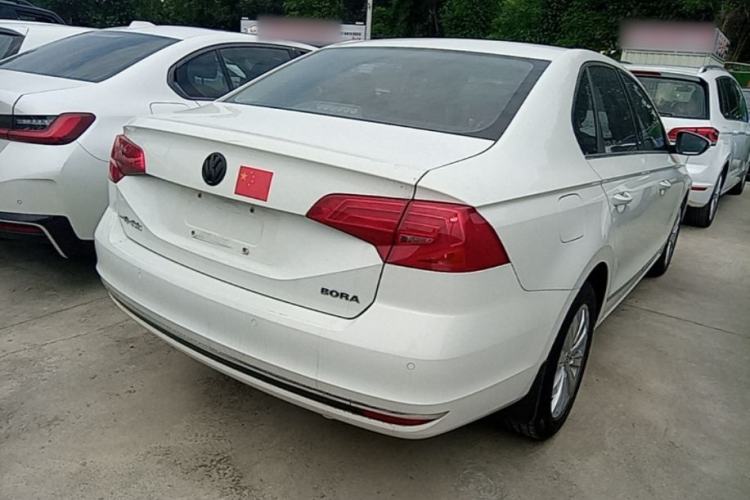 Used Volkswagen Bora 2016 1.6L Automatic Comfort Model Rear Right 45 Deg