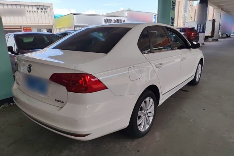 Used Volkswagen Bora 2016 1.6L Automatic Comfort Model Rear Right 45 Deg