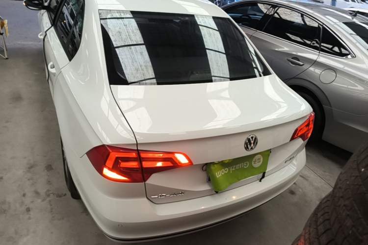 Used Volkswagen Bora 2016 1.6L Manual Fashion Edition Rear