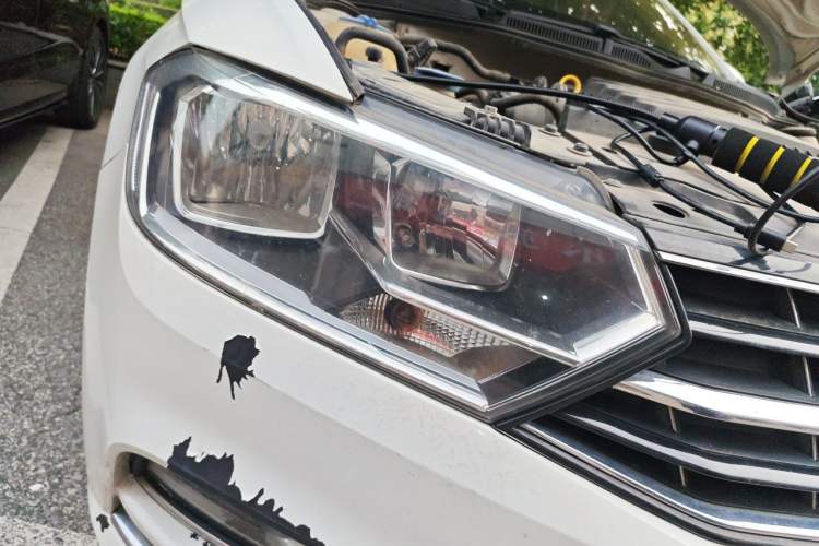 Used Volkswagen Bora 2016 1.6L Automatic Comfort Model Right Front Headlight