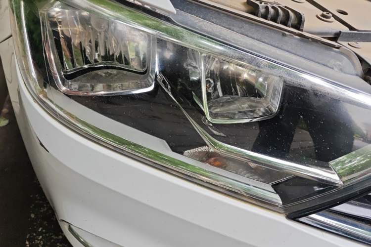 Used Volkswagen Bora 2016 1.6L Manual Comfort Model Right Front Headlight