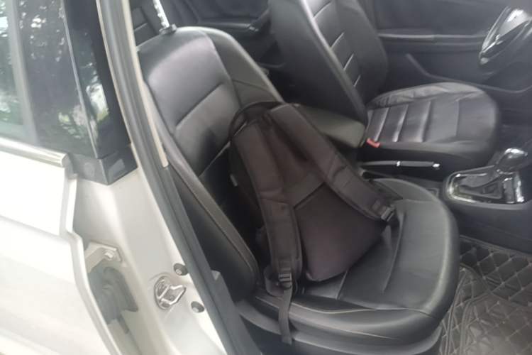 Used Volkswagen Bora 2016 1.6L Automatic Comfort Model Right Front Seat