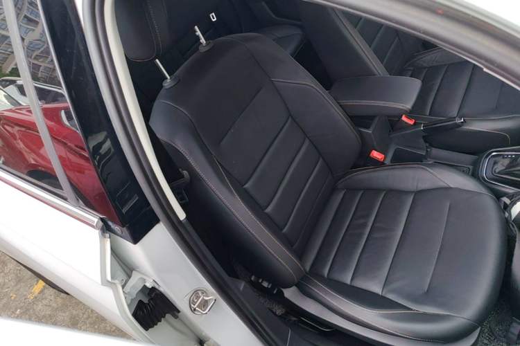 Used Volkswagen Bora 2016 1.6L Automatic Comfort Model Right Front Seat