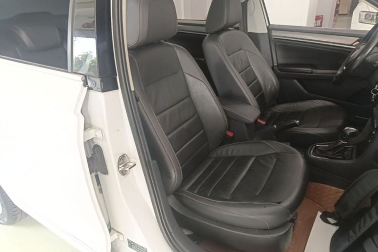 Used Volkswagen Bora 2016 1.6L Automatic Comfort Model Right Front Seat