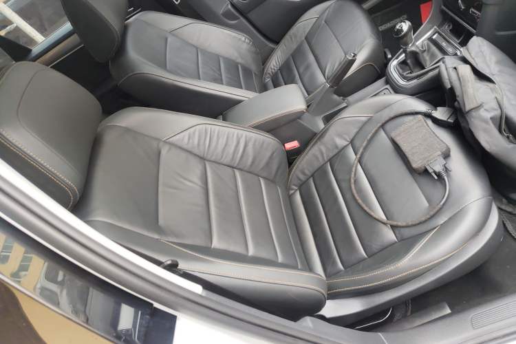 Used Volkswagen Bora 2016 230TSI Manual Comfort Version Right Front Seat