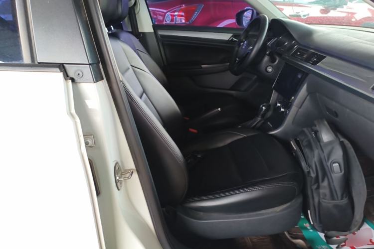 Used Volkswagen Bora 2016 1.6L Automatic Fashion Model Right Front Seat