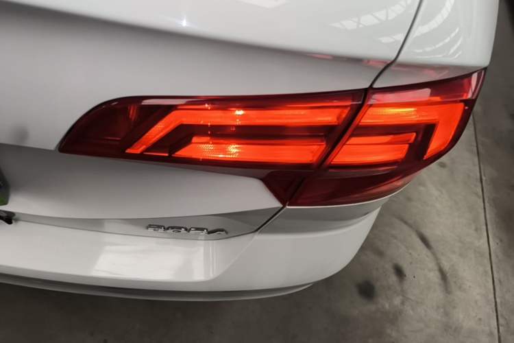 Used Volkswagen Bora 2016 1.6L Manual Fashion Edition Right Rear Taillight