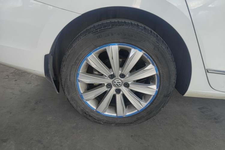Used Volkswagen Bora 2016 230TSI DSG Comfort Model Right Rear Wheel Hub