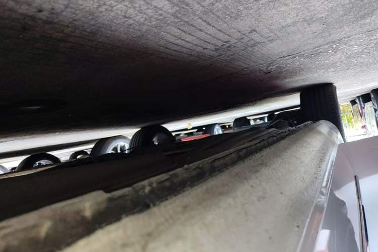 Used Volkswagen Bora 2016 1.6L Automatic Comfort Model Right Side Sill