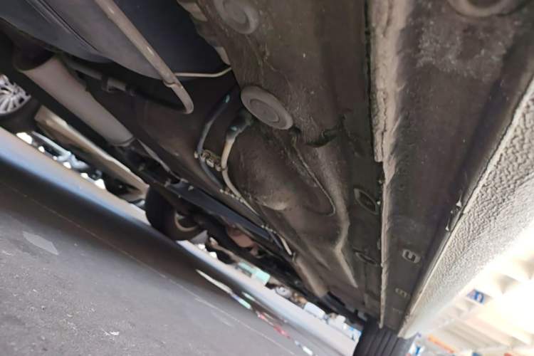 Used Volkswagen Bora 2016 1.6L Automatic Comfort Model Right Side Sill