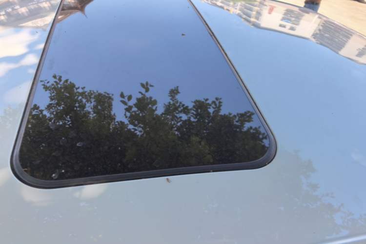Used Volkswagen Bora 2016 1.6L Manual Comfort Model Roof