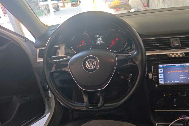 Used Volkswagen Bora 2016 1.6L Manual Comfort Model Steering Wheel