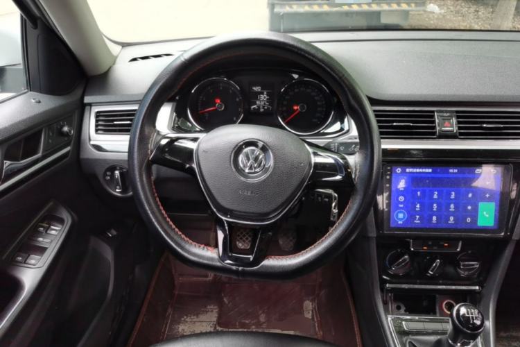 Used Volkswagen Bora 2016 1.6L Manual Comfort Model Steering Wheel