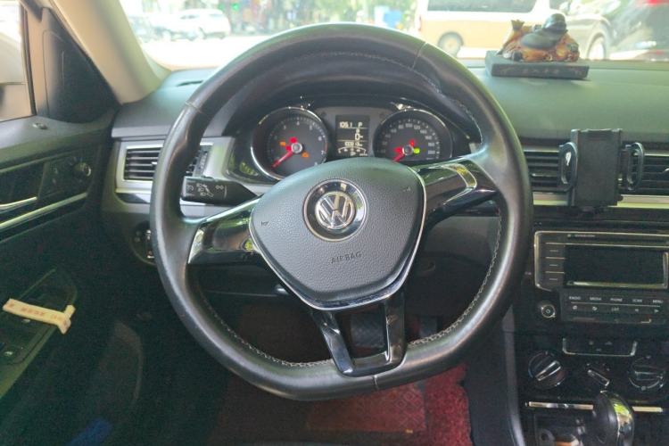 Used Volkswagen Bora 2016 1.6L Automatic Comfort Model Steering Wheel