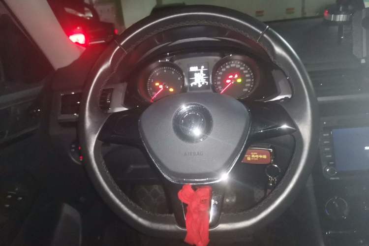 Used Volkswagen Bora 2016 1.6L Automatic Comfort Model Steering Wheel