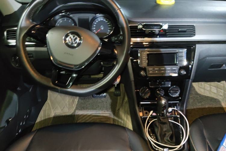 Used Volkswagen Bora 2016 1.6L Automatic Comfort Model Steering Wheel