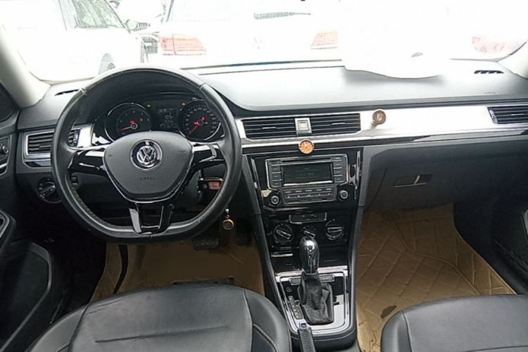 Used Volkswagen Bora 2016 1.6L Automatic Comfort Model Steering Wheel