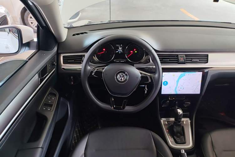 Used Volkswagen Bora 2016 1.6L Automatic Comfort Model Steering Wheel