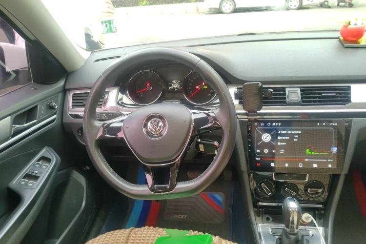 Used Volkswagen Bora 2016 1.6L Automatic Comfort Model Steering Wheel
