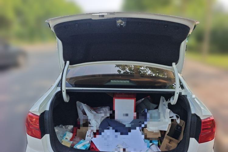 Used Volkswagen Bora 2016 1.6L Automatic Fashion Model Trunk