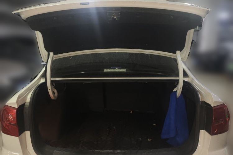 Used Volkswagen Bora 2016 230TSI DSG Comfort Model Trunk