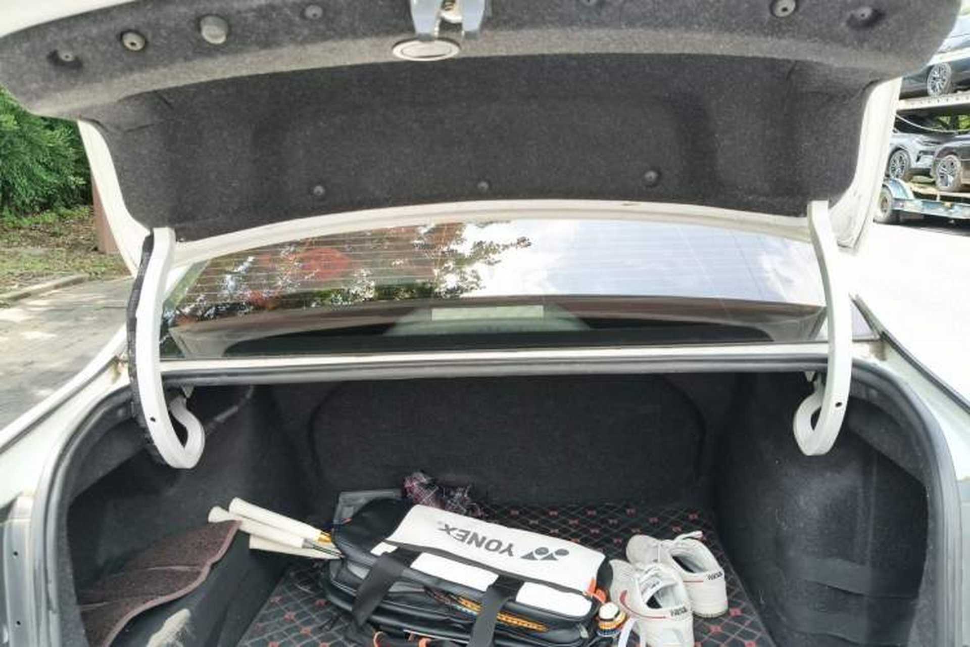 Used Volkswagen Bora 2016 1.6L Automatic Fashion Model Trunk