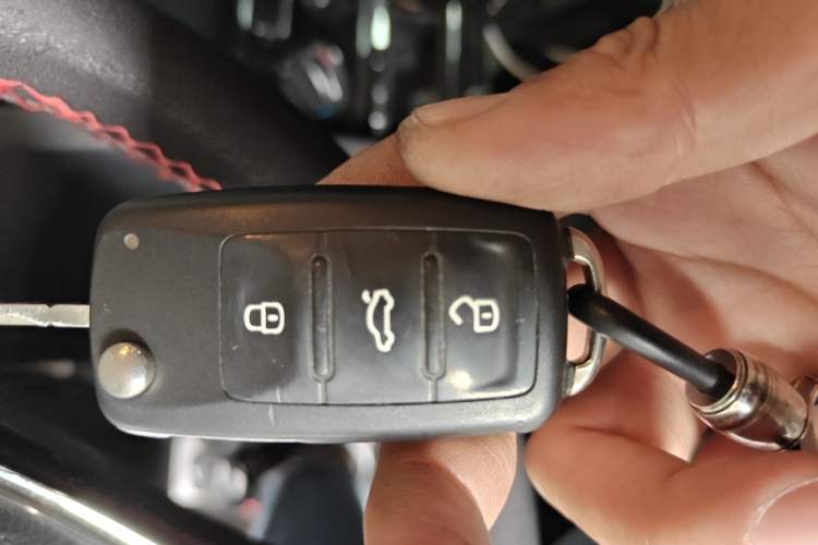 Used Volkswagen Bora 2016 1.6L Automatic Comfort Model Vehicle Key