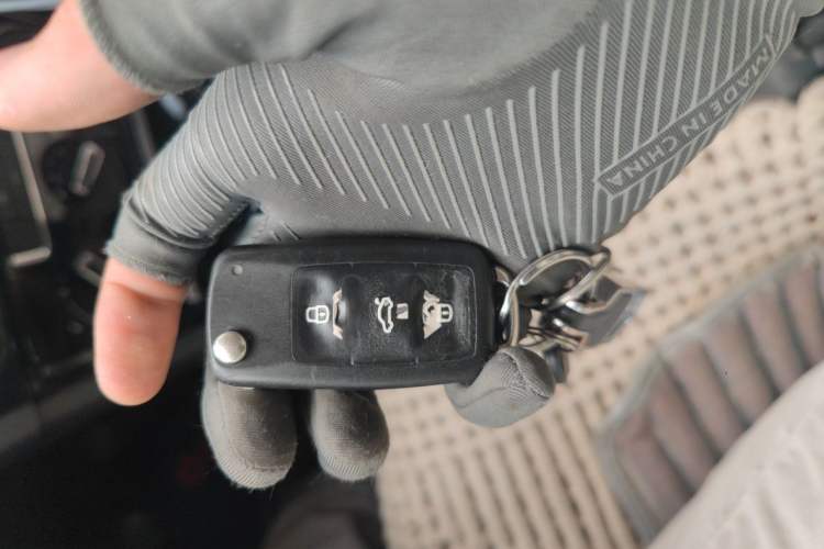 Used Volkswagen Bora 2016 1.6L Manual Comfort Model Vehicle Key