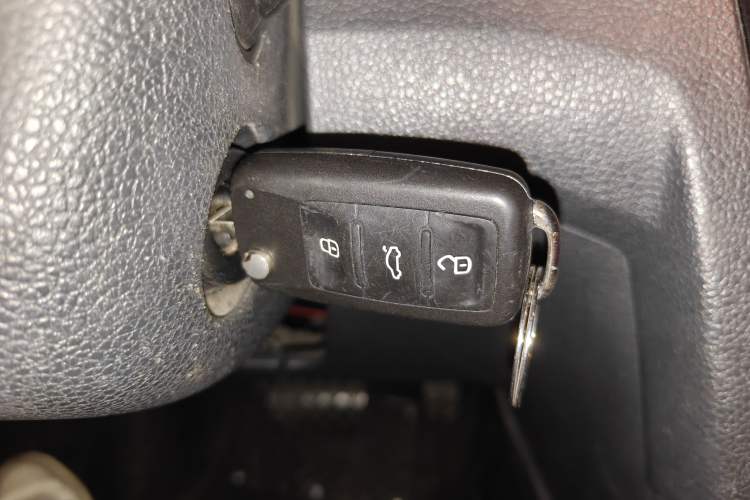 Used Volkswagen Bora 2016 1.6L Automatic Comfort Model Vehicle Key