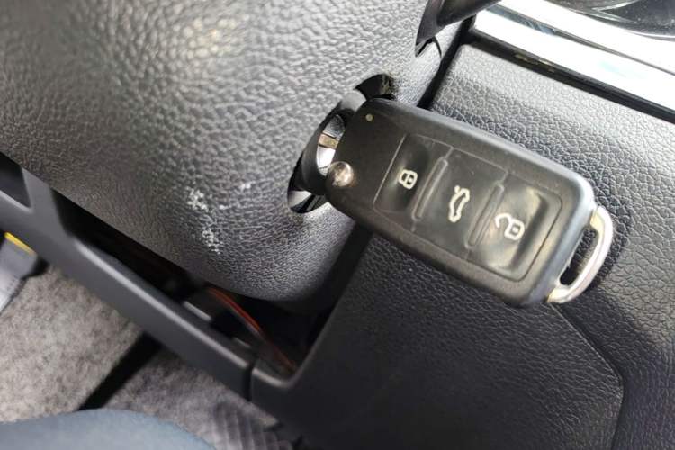 Used Volkswagen Bora 2016 1.6L Automatic Comfort Model Vehicle Key