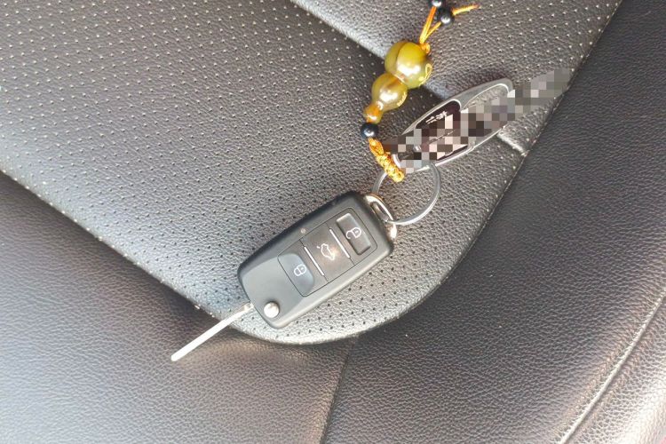 Used Volkswagen Bora 2016 1.6L Manual Fashion Edition Vehicle Key