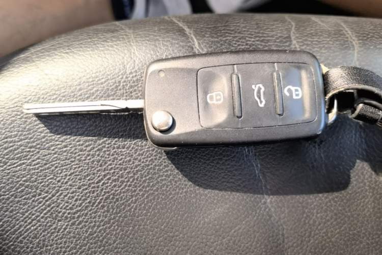 Used Volkswagen Bora 2016 1.6L Automatic Comfort Model Vehicle Key