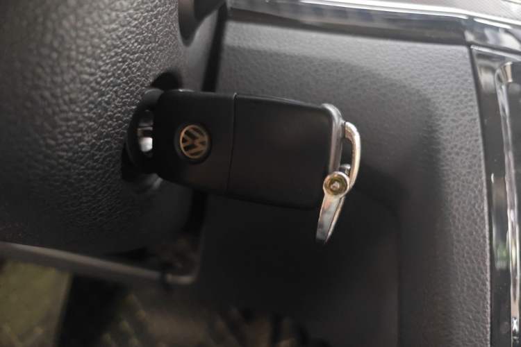 Used Volkswagen Bora 2016 1.6L Automatic Comfort Model Vehicle Key