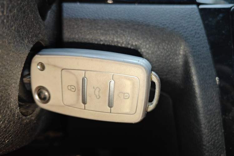 Used Volkswagen Bora 2016 1.6L Automatic Comfort Model Vehicle Key