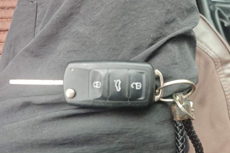 Used Volkswagen Bora 2016 1.6L Manual Comfort Model Vehicle Key