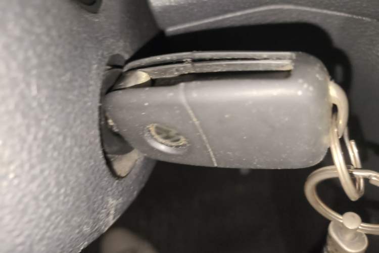 Used Volkswagen Bora 2016 1.6L Automatic Comfort Model Vehicle Key
