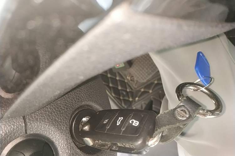 Used Volkswagen Bora 2016 1.6L Automatic Comfort Model Vehicle Key