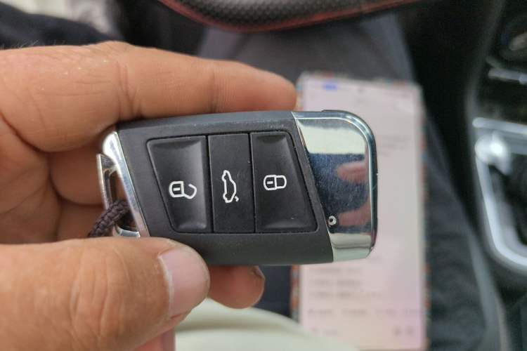 Used Volkswagen Bora 2016 1.6L Automatic Comfort Model Vehicle Key