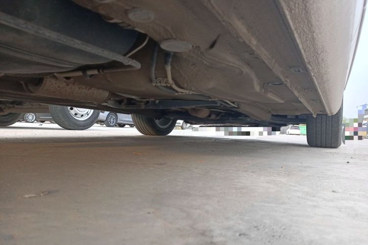 Used Volkswagen Bora 2016 1.6L Manual Comfort Model Chassis Rear Right