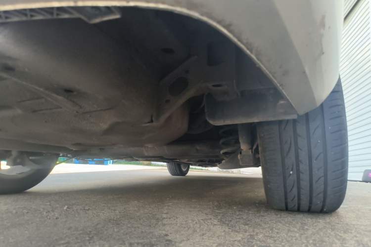 Used Volkswagen Bora 2016 1.6L Manual Comfort Model Chassis Rear Right