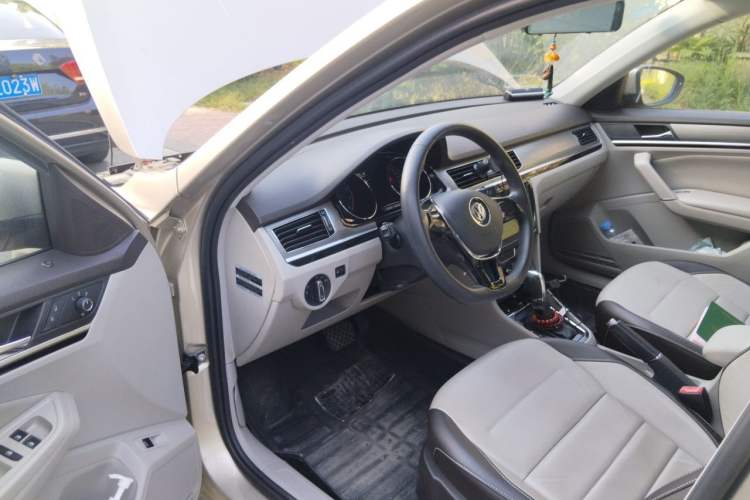 Used Volkswagen Bora 2016 1.6L Automatic Comfort Model Driver Seat