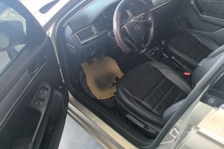 Used Volkswagen Bora 2016 1.6L Manual Comfort Model Driver Seat
