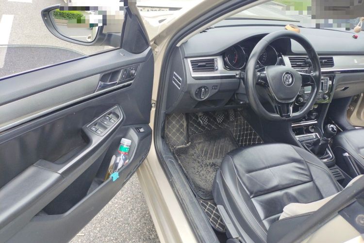 Used Volkswagen Bora 2016 1.6L Manual Comfort Model Driver Seat