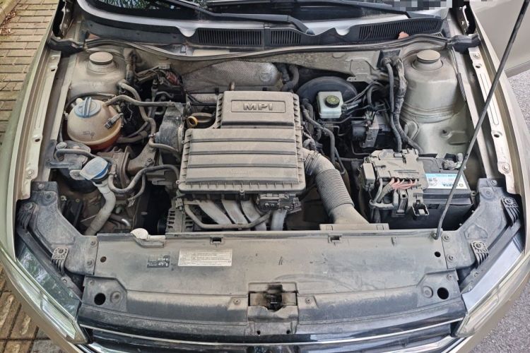 Used Volkswagen Bora 2016 1.6L Manual Comfort Model Engine Bay