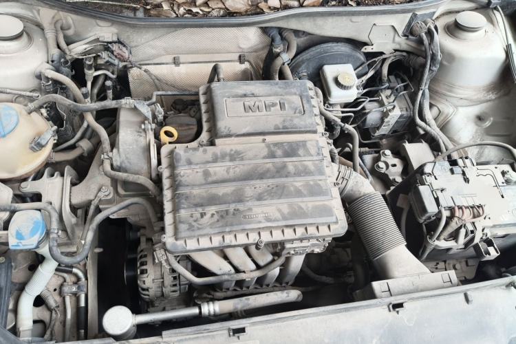 Used Volkswagen Bora 2016 1.6L Manual Comfort Model Engine Bay