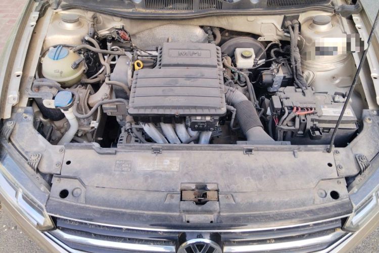 Used Volkswagen Bora 2016 1.6L Automatic Comfort Model Engine Bay