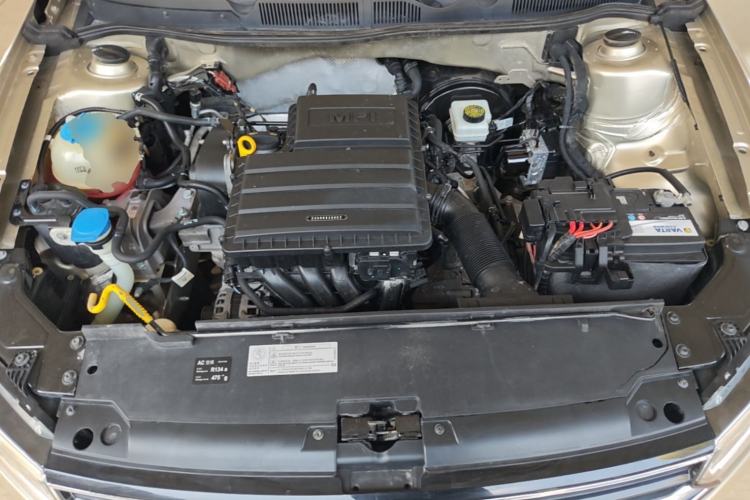 Used Volkswagen Bora 2016 1.6L Automatic Fashion Model Engine Bay